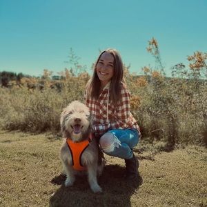 Meet your Posher, Hailey